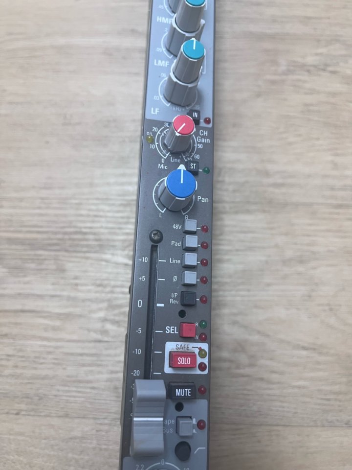 AMEK Rembrandt REM 10 – Canales de segunda mano · Foto 6 de 10 · Madrid · 280 €