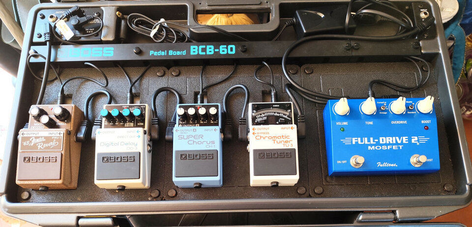 Pedales y Caja para pedales