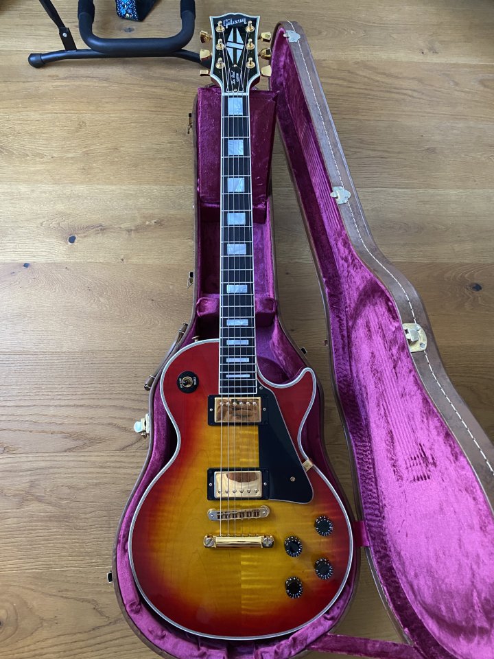 Gibson Les Paul Custom 2004 Heritage Cherry Sunburst de segunda mano · Foto 10 de 10 · Illes Balears · 4500 €