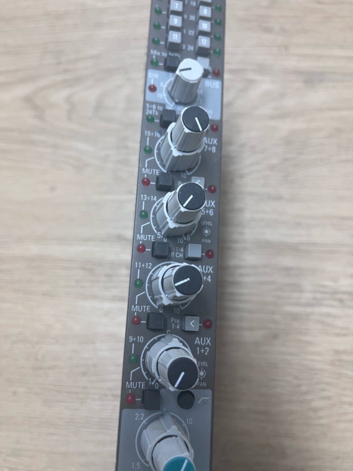 AMEK Rembrandt REM 10 – Canales de segunda mano · Foto 7 de 10 · Madrid · 280 €