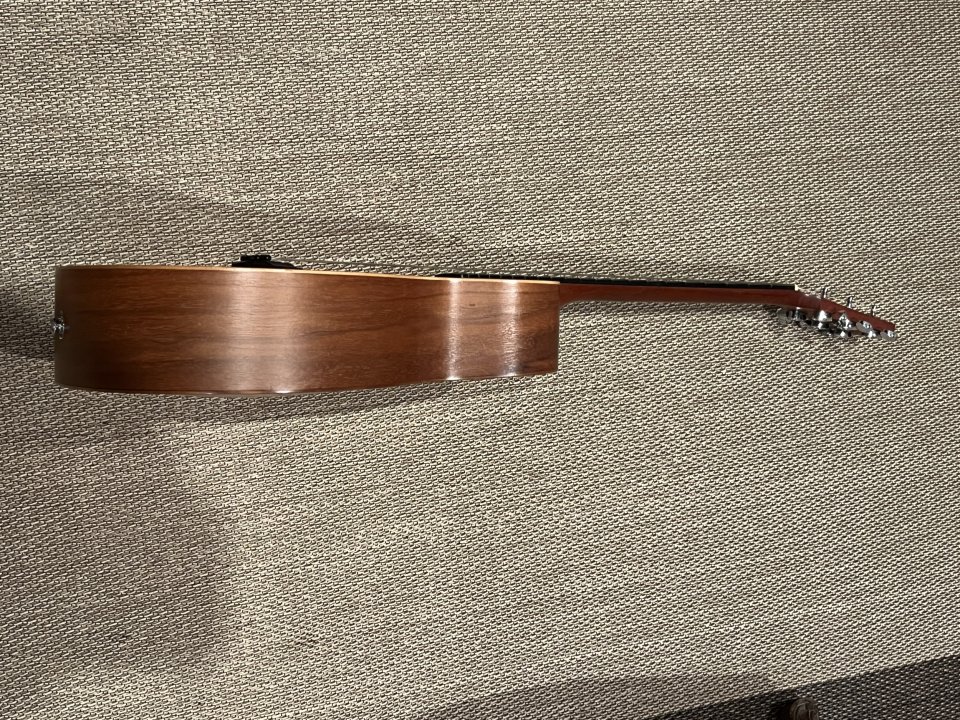 TAYLOR GS Mini-e Walnut electroacústica de segunda mano · Foto 3 de 6 · La Rioja · 500 €
