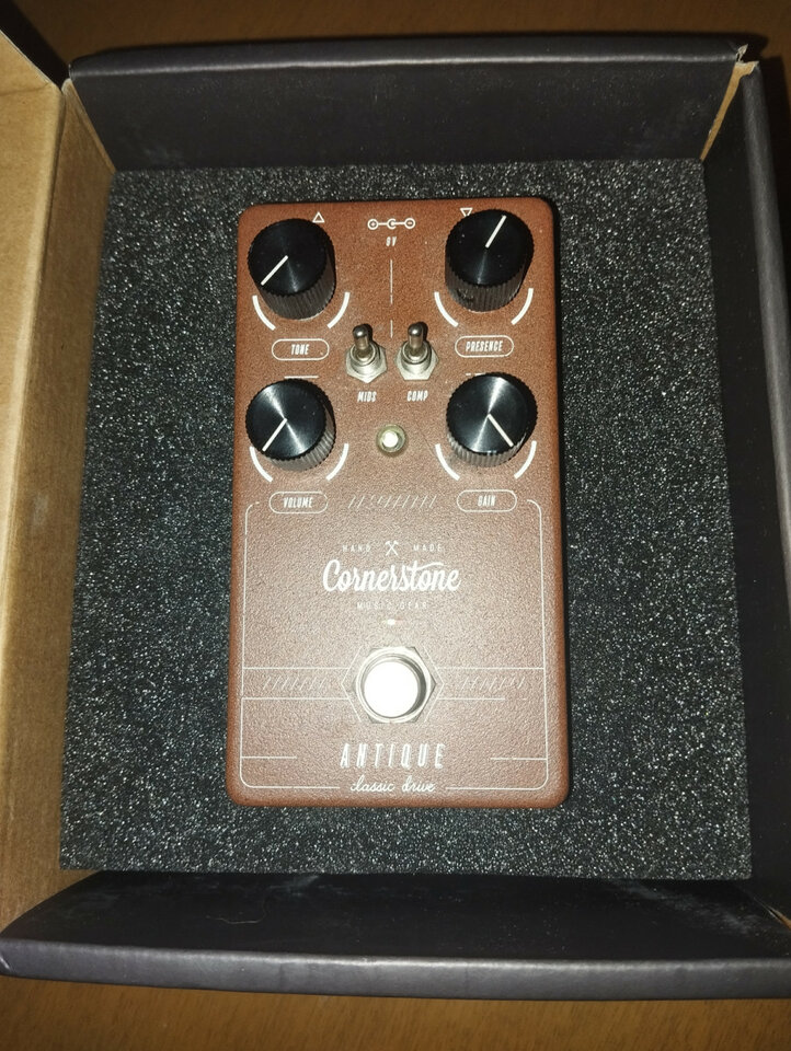 Pedal de guitarra Cornerstone Antique classic drive, pedal que usa John Mayer.