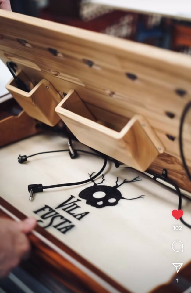 Pedalera VilaFusta Perla del Turia custom + flightcase