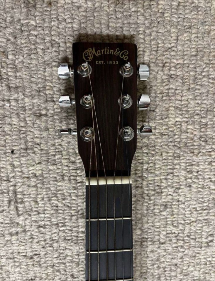 Martin LX1