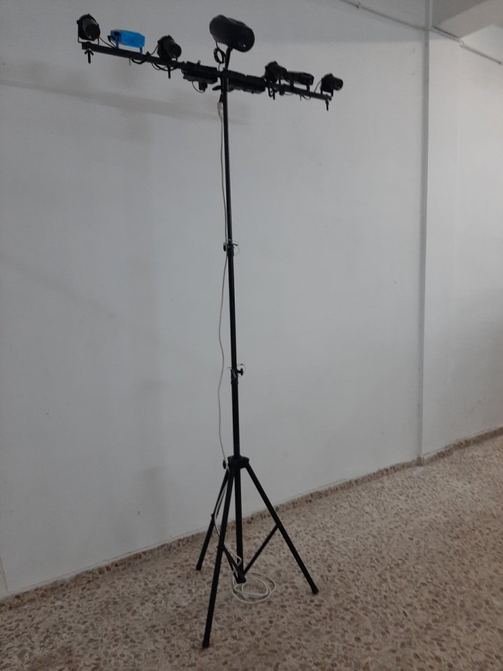 Torre de Iluminación DJ Profesional. de segunda mano · Foto 9 de 10 · Alicante · 149 €