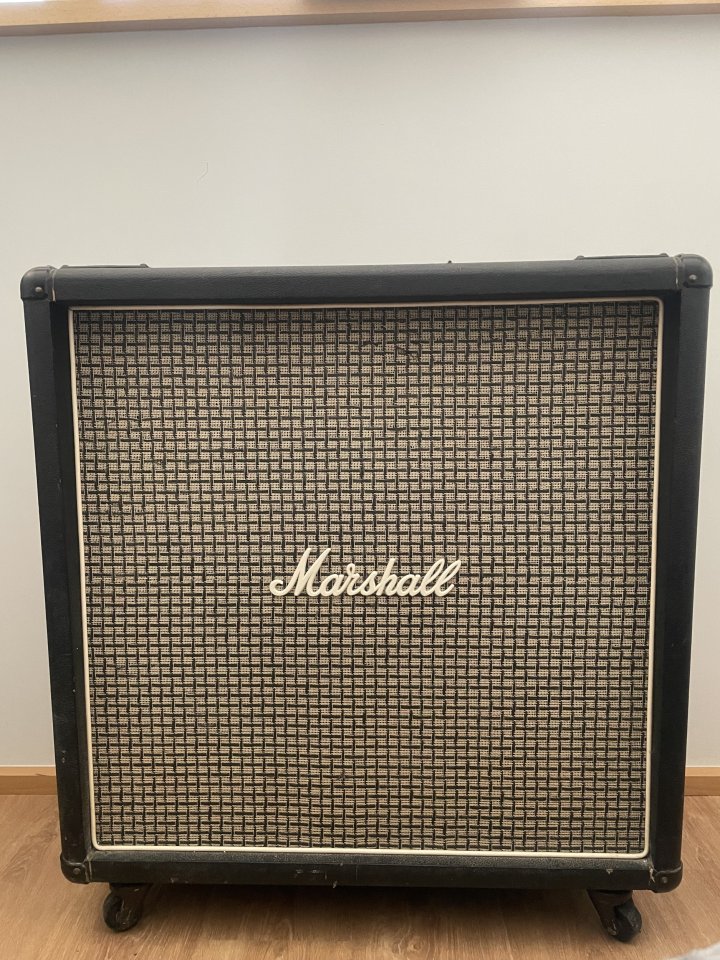 Marshall 1935B 4x12 año 1975 de segunda mano · Foto 1 de 10 · A Coruña · 1650 €