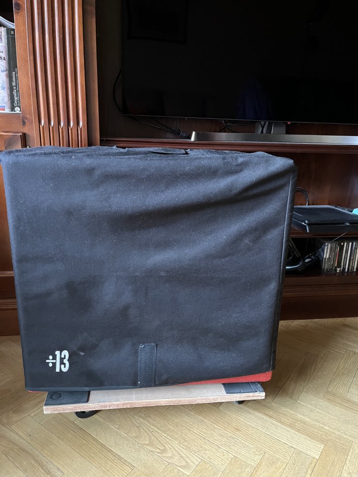 Amplificador Divided By 13 CJ11 de segunda mano · Foto 8 de 8 · Madrid · 2100 €
