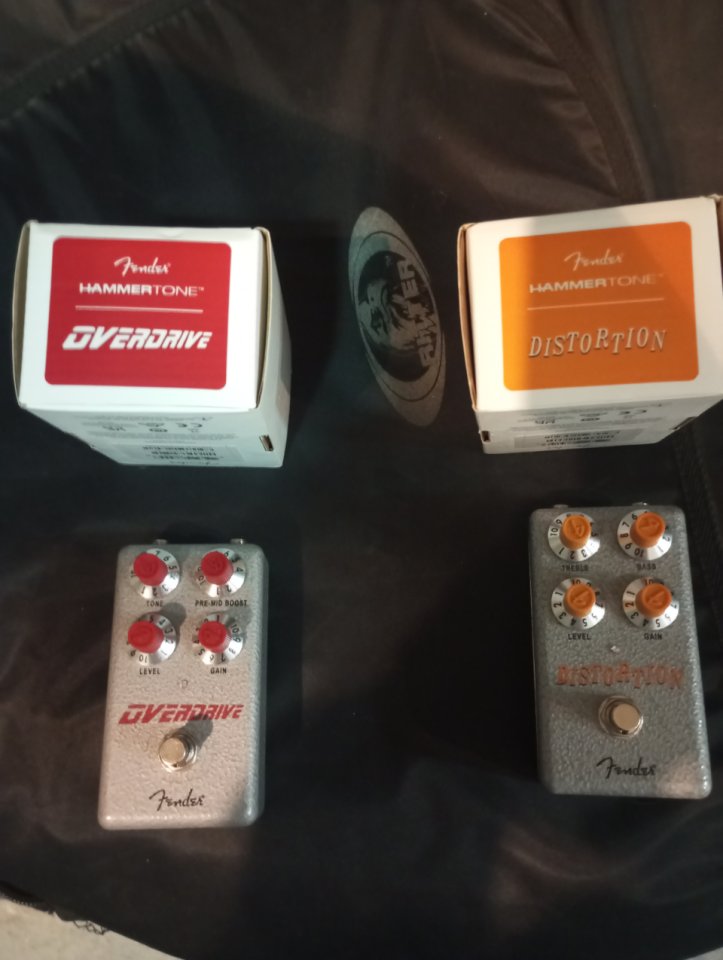 Distorsión y overdrive Fender hammertone