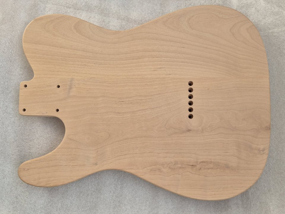 Cuerpo Telecaster Allparts de aliso sin lacar