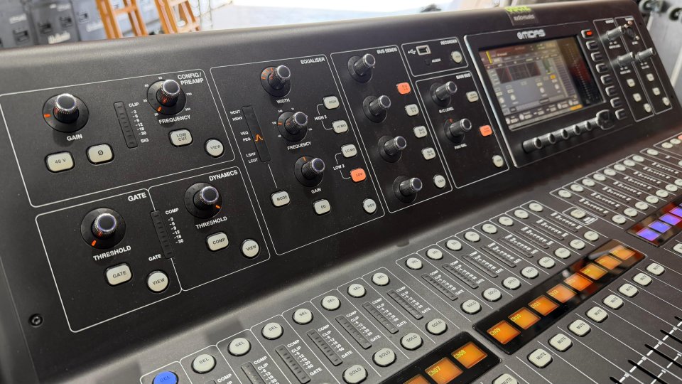 Midas M32 + Flightcase de REGALO de segunda mano · Foto 5 de 5 · Navarra · 1950 €