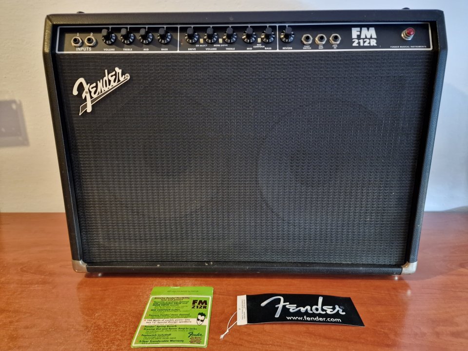 Pack Yamaha Pacifica 212VQM CMB, ampli Fender FM212R y accesorios de segunda mano · Foto 7 de 10 · Málaga · 400 €