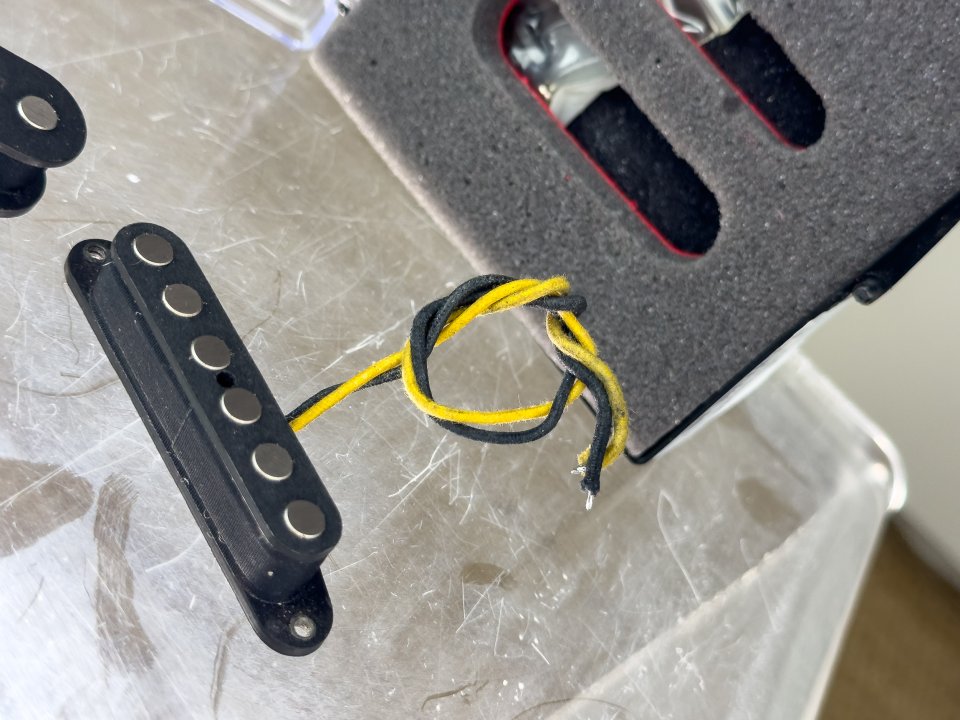 PAstillas Telecaster "Q-PICKUPS" tipo quarter pound de segunda mano · Foto 2 de 5 · Tarragona · 60 €