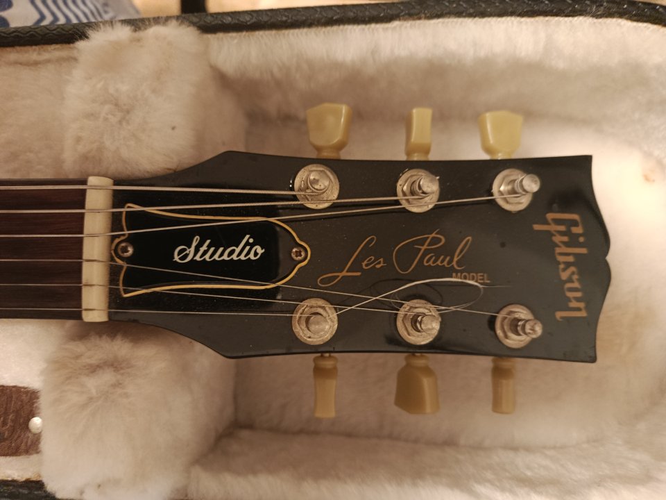 Gibson LP Studio muy mejorada