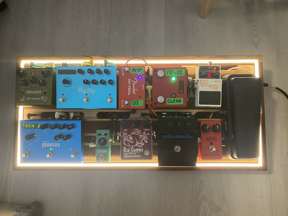 Pedalera VilaFusta Perla del Turia custom + flightcase