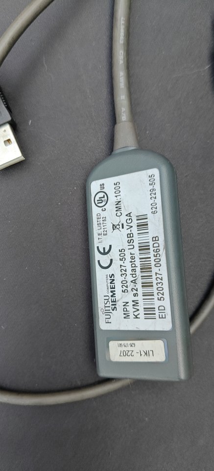 Adaptador KVM S2 USB-VGA de Fujitsu Siemens.