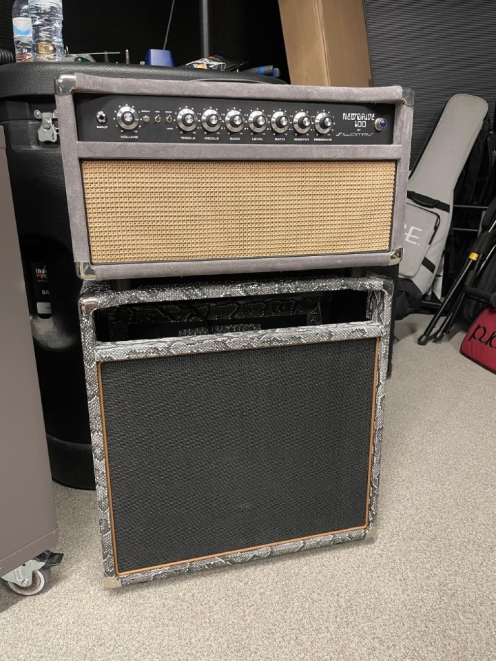 SL Amps New Drive 100 Amplificador