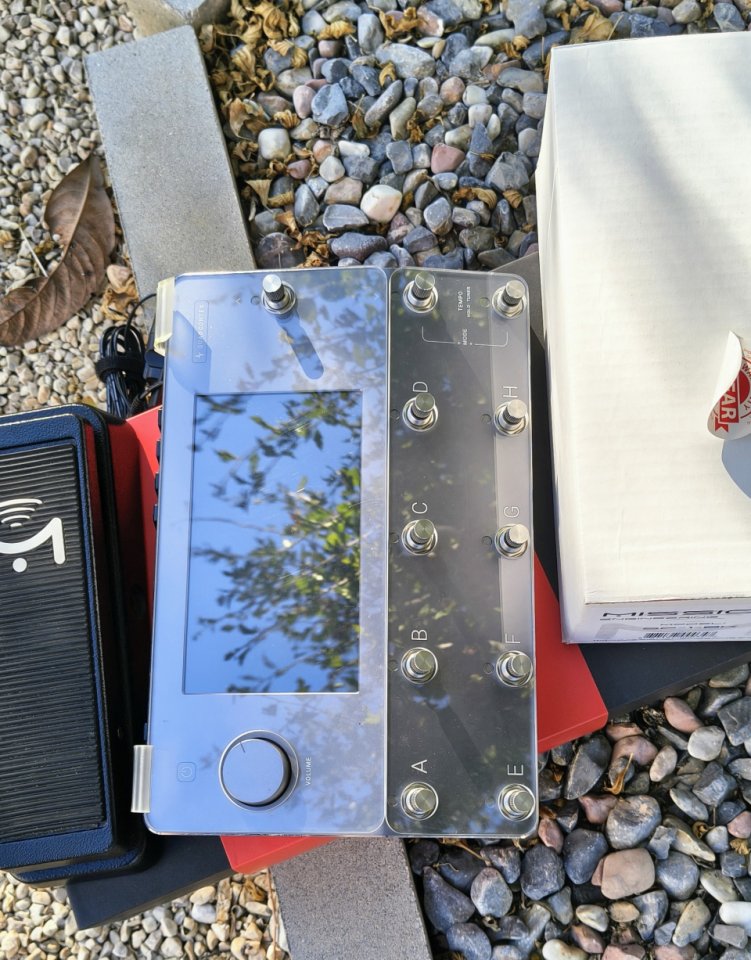 Quad cortex + protectores + expresión dual Mission engineering de segunda mano · Foto 3 de 6 · Tarragona · 1350 €