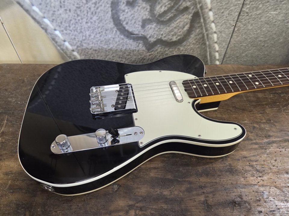 Fender Telecaster American Vintage Custom 62 Negra de segunda mano · Foto 1 de 2 · Málaga · 2150 €