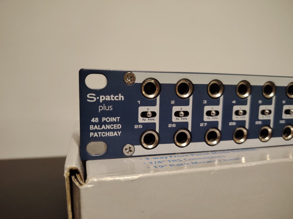 Samson s-patch plus patchbay