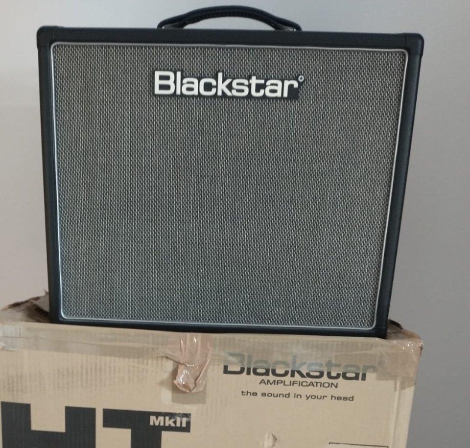 Blackstar ht20 mk2 como nuevo
