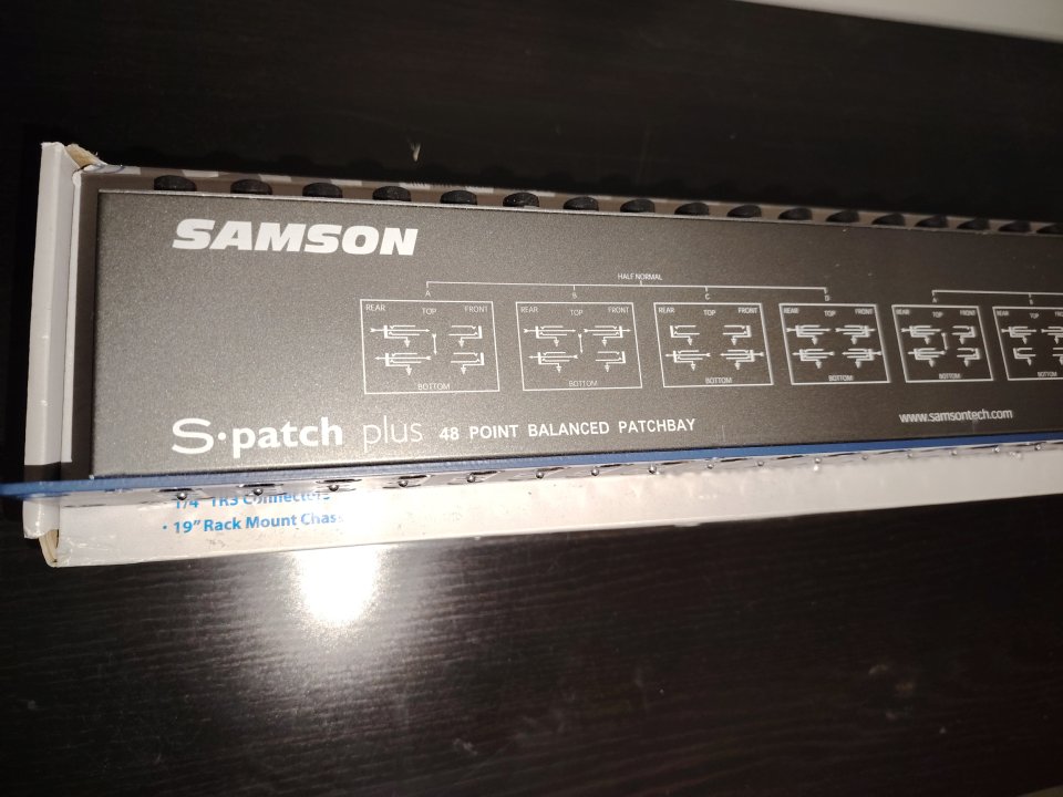 Samson s-patch plus patchbay