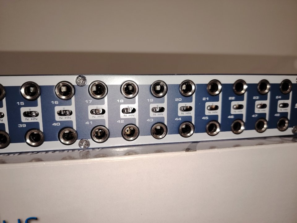 Samson s-patch plus patchbay