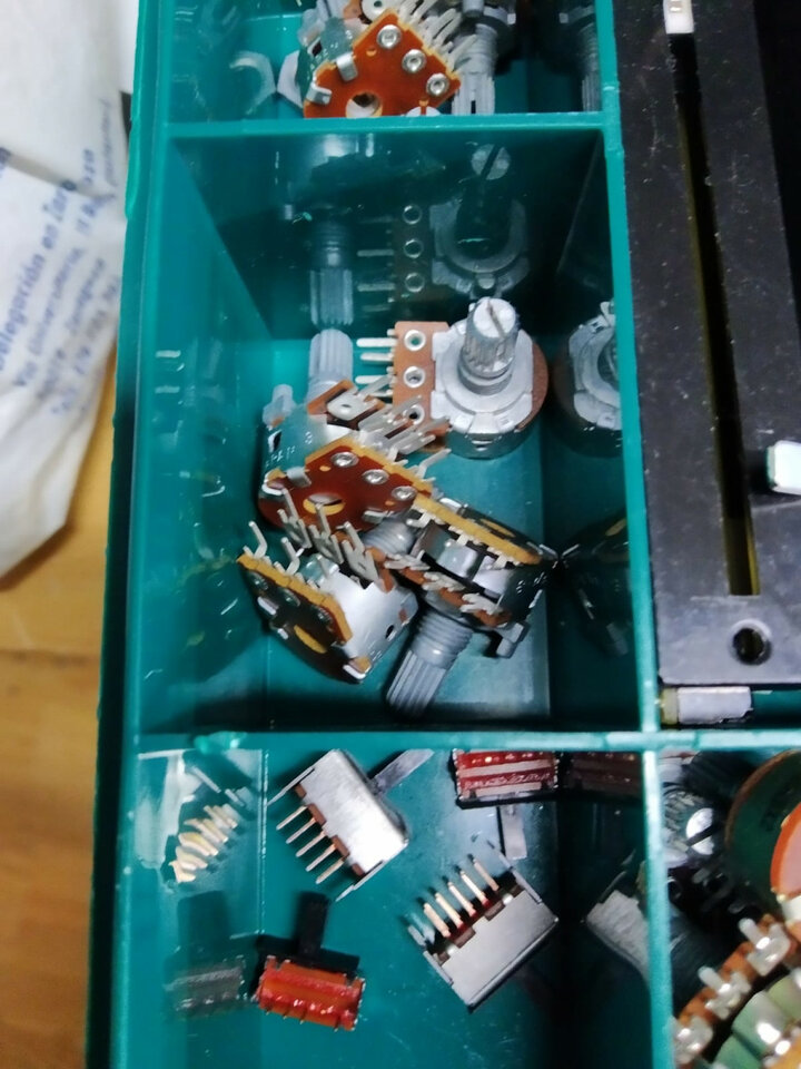 Vestax recambios originales mezcladores