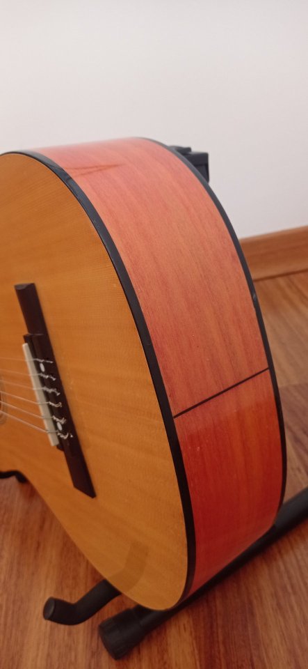 Guitarra clásica 3/4 Fender de segunda mano · Foto 9 de 10 · Cuenca · 75 €