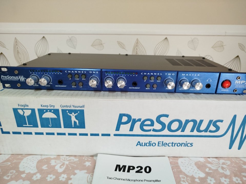 Precio presonus MP20 de segunda mano · Foto 1 de 4 · Madrid · 350 €