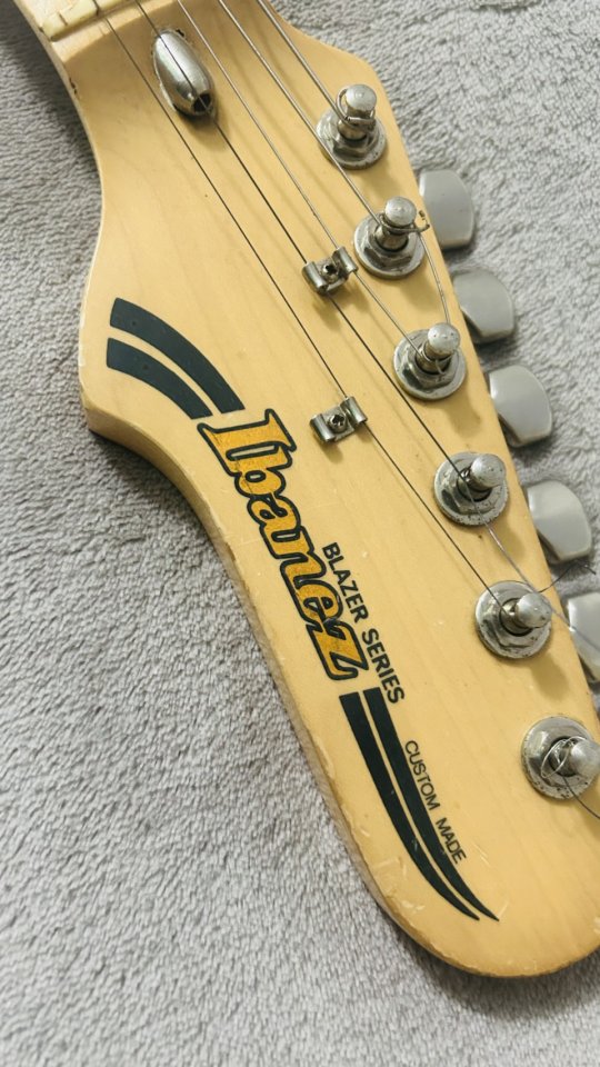 Ibanez Blazer BL-300 (1981) - Made in Japan (FujiGen) - Walnut