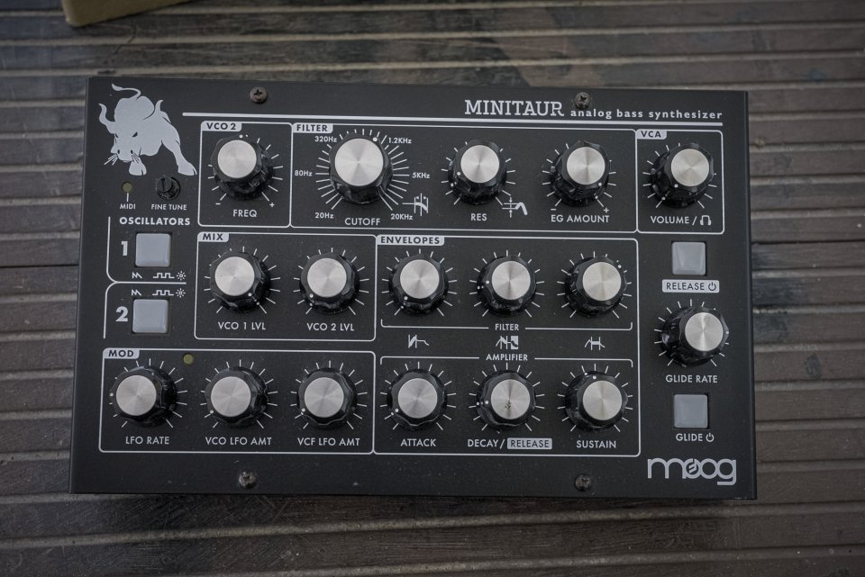 Moog Minitaur de segunda mano · Foto 2 de 5 · Málaga · 450 €