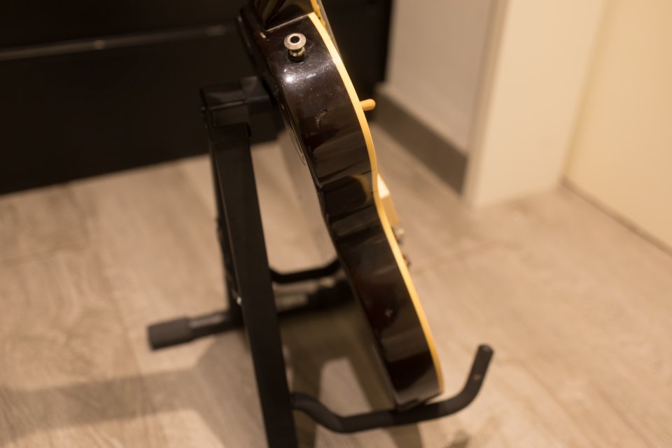 Gibson Les Paul 57 Gold top de segunda mano · Foto 9 de 10 · Bizkaia · 2500 €