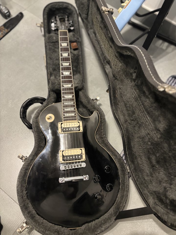 Gibson standard 2001