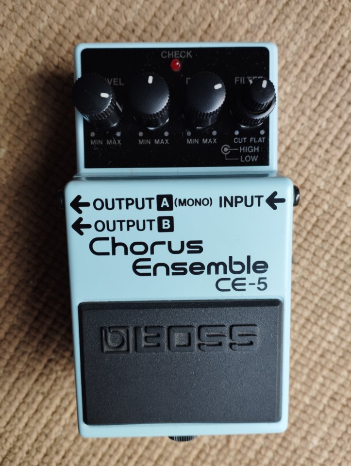 Boss CE-5 Chorus Ensemble
