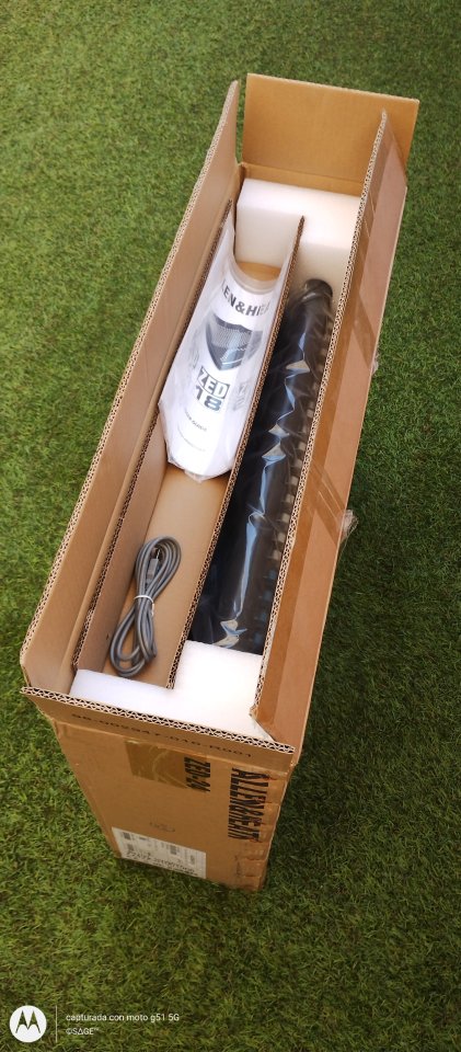 Mezclador A&H ZED 24 ch. de segunda mano · Foto 3 de 3 · Barcelona · 560 €