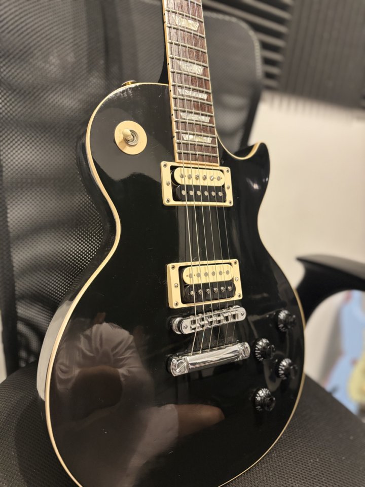 Gibson standard 2001