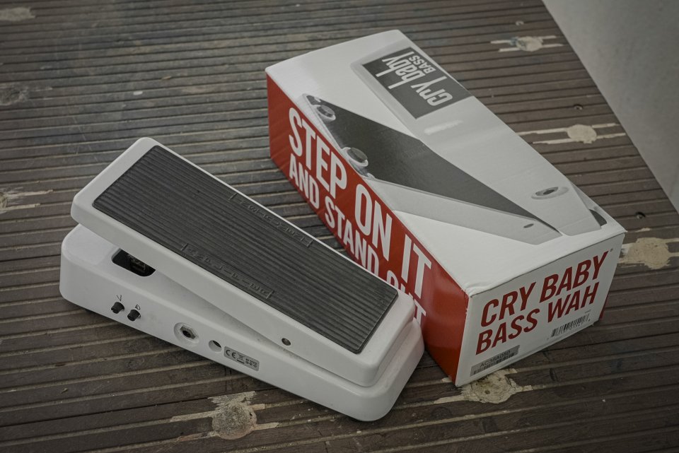 Dunlop Cry Baby Bass Wah de segunda mano · Foto 1 de 4 · Málaga · 110 €