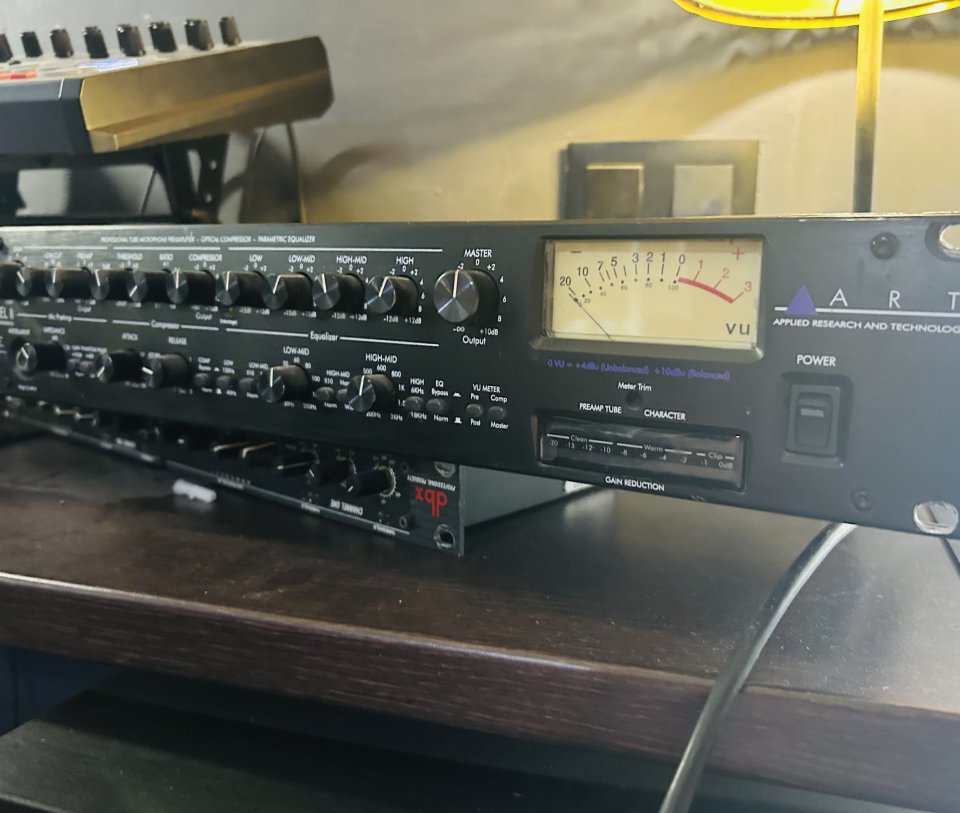 ART Pro Channel II - Preamp/Comp/EQ