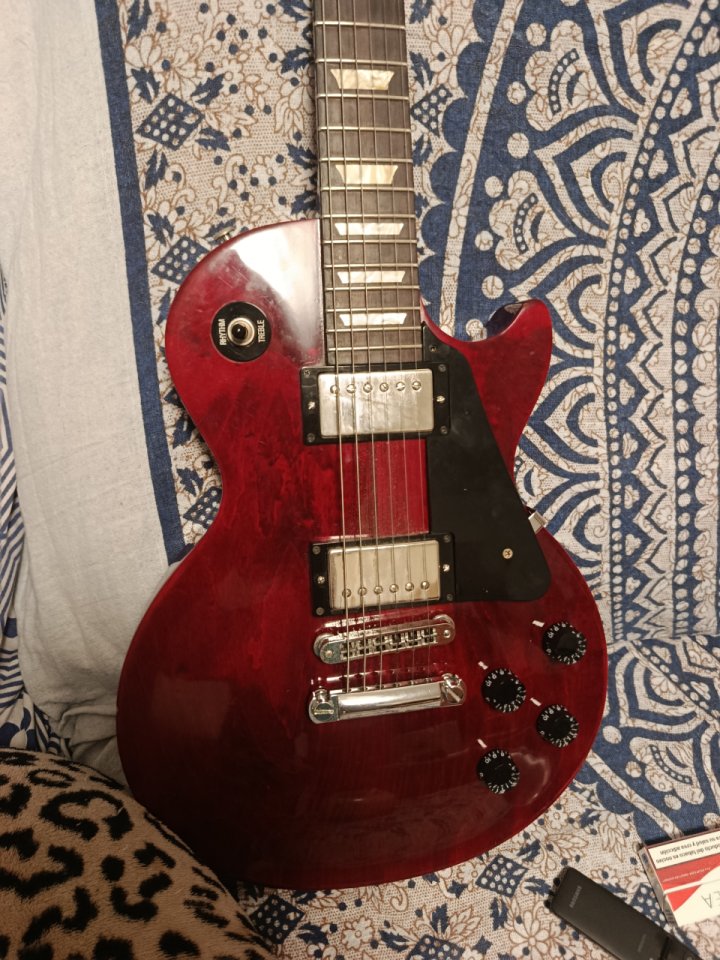 Gibson LP Studio muy mejorada