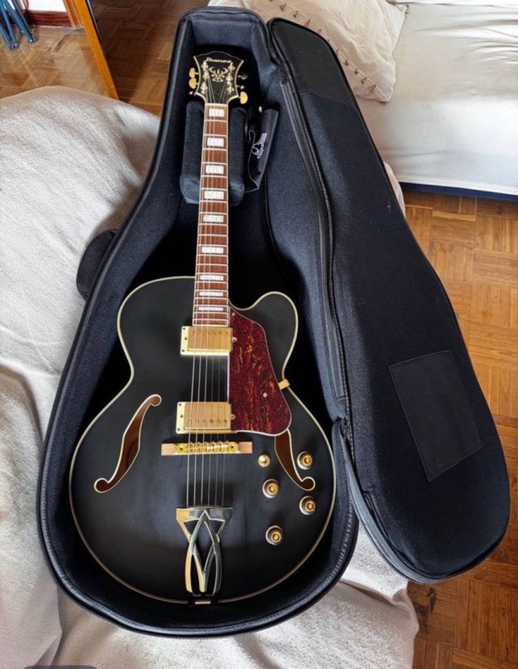 Guitarra Ibanez Artcore AF75G-BKF de segunda mano · Foto 5 de 9 · Madrid · 400 €