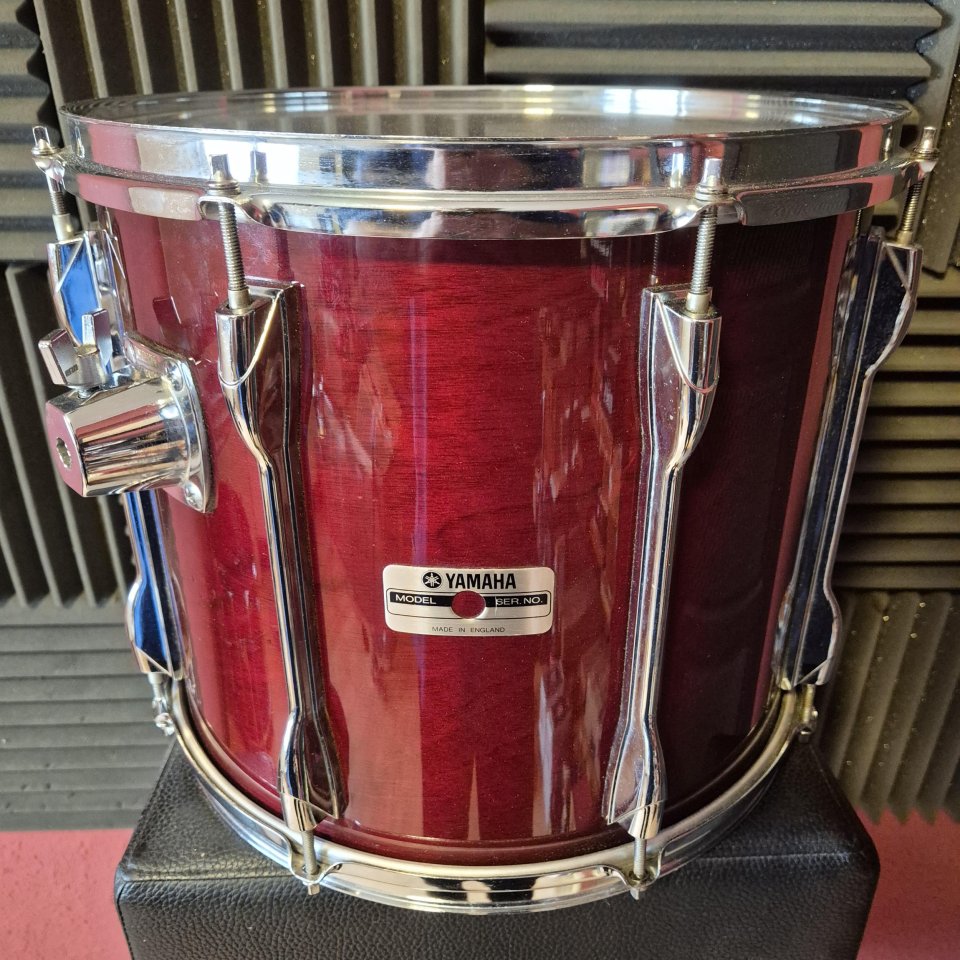 Tom 14" YAMAHA 9000 Recording Custom Cherry Wood de segunda mano · Foto 3 de 10 · Cantabria · 500 €