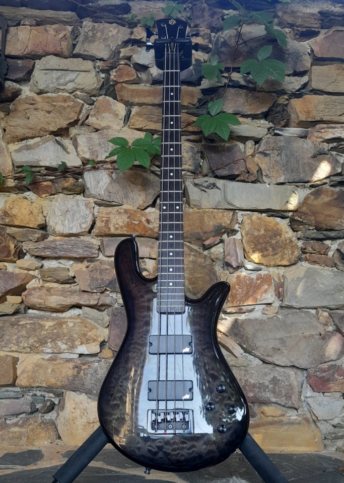 Spector Legend 4 Classic (Korea) / previo Glockenklang y pastillas Aguilar de segunda mano · Foto 2 de 8 · Guadalajara · 850 €