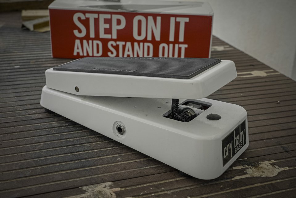 Dunlop Cry Baby Bass Wah de segunda mano · Foto 3 de 4 · Málaga · 110 €
