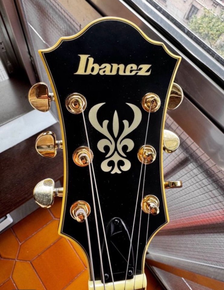 Guitarra Ibanez Artcore AF75G-BKF de segunda mano · Foto 6 de 9 · Madrid · 400 €