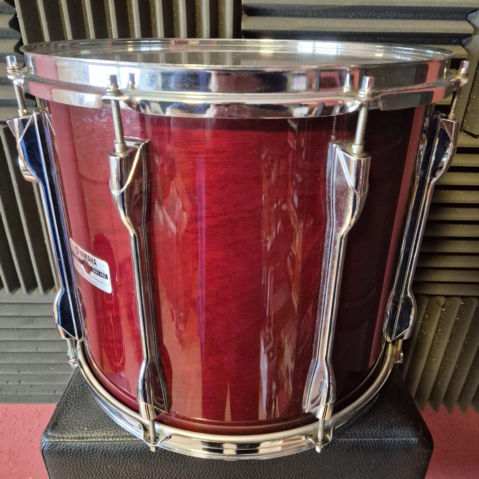 Tom 14" YAMAHA 9000 Recording Custom Cherry Wood de segunda mano · Foto 4 de 10 · Cantabria · 500 €