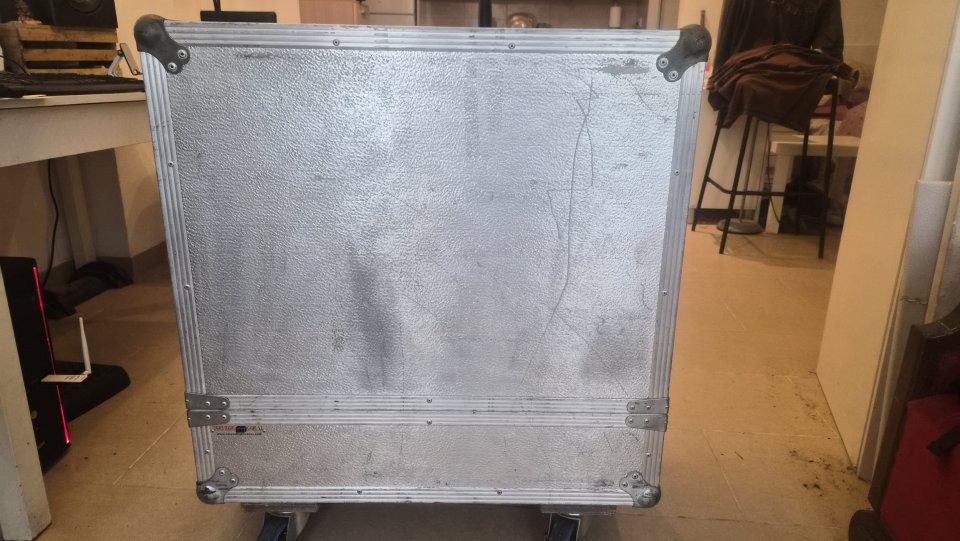 FlightCase para Pantalla con Ruedas de segunda mano · Foto 10 de 10 · Castellón · 250 €