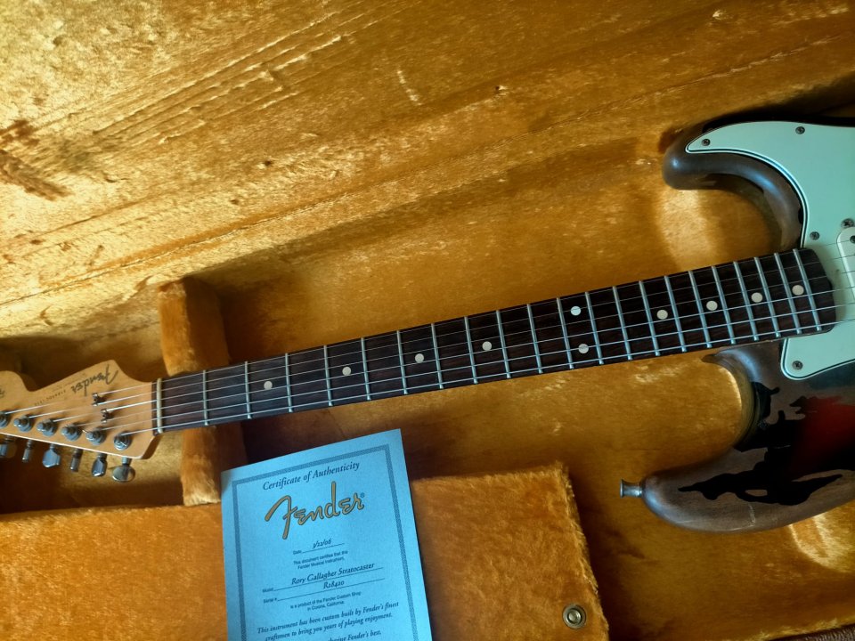 Fender Custom Shop Rory Gallagher Stratocaster 2006 de segunda mano · Foto 7 de 7 · Murcia · 4500 €