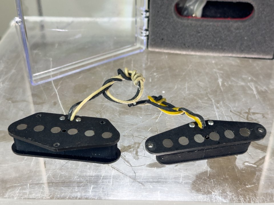 PAstillas Telecaster "Q-PICKUPS" tipo quarter pound de segunda mano · Foto 4 de 5 · Tarragona · 60 €