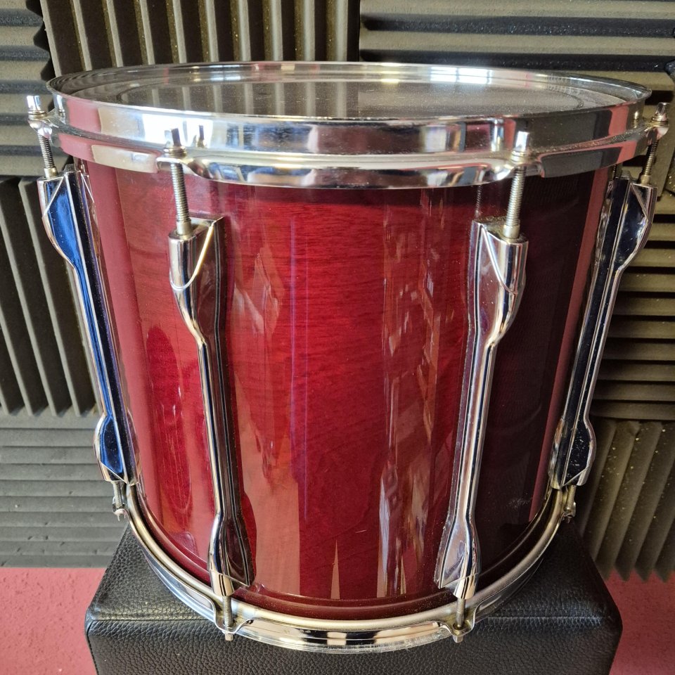 Tom 14" YAMAHA 9000 Recording Custom Cherry Wood de segunda mano · Foto 5 de 10 · Cantabria · 500 €