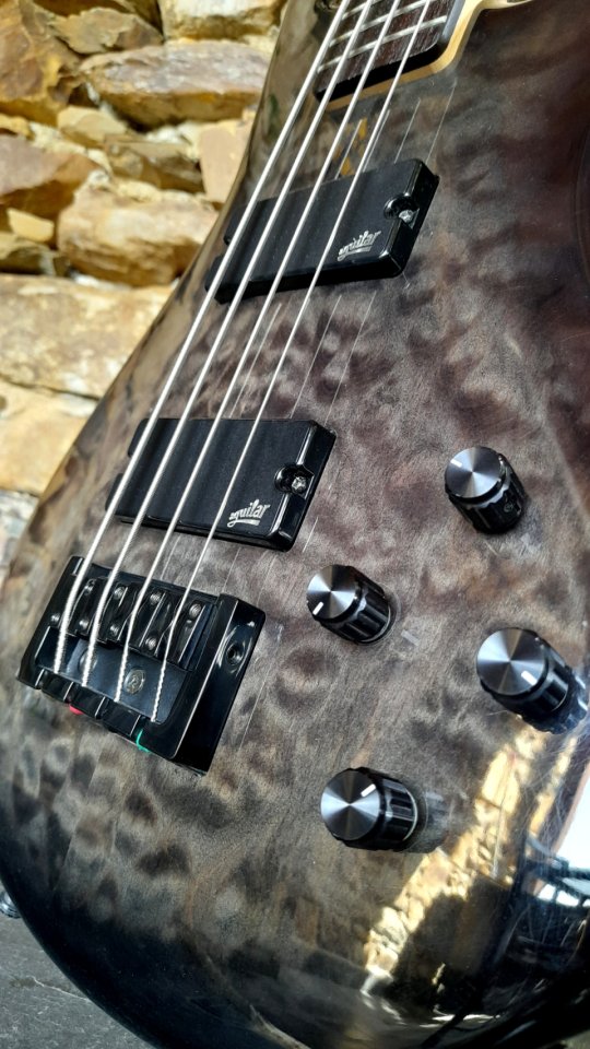 Spector Legend 4 Classic (Korea) / previo Glockenklang y pastillas Aguilar de segunda mano · Foto 4 de 8 · Guadalajara · 850 €